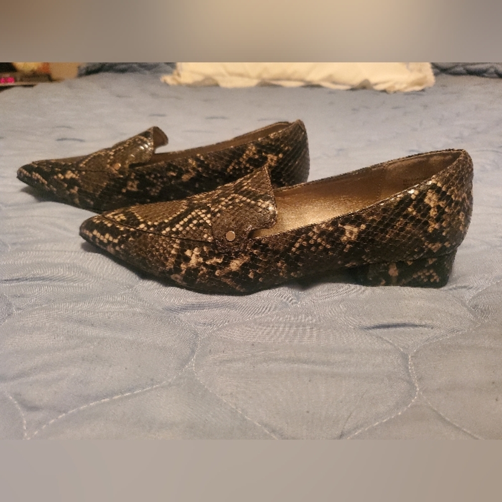 Array Black Snakeskin Women's Loafers